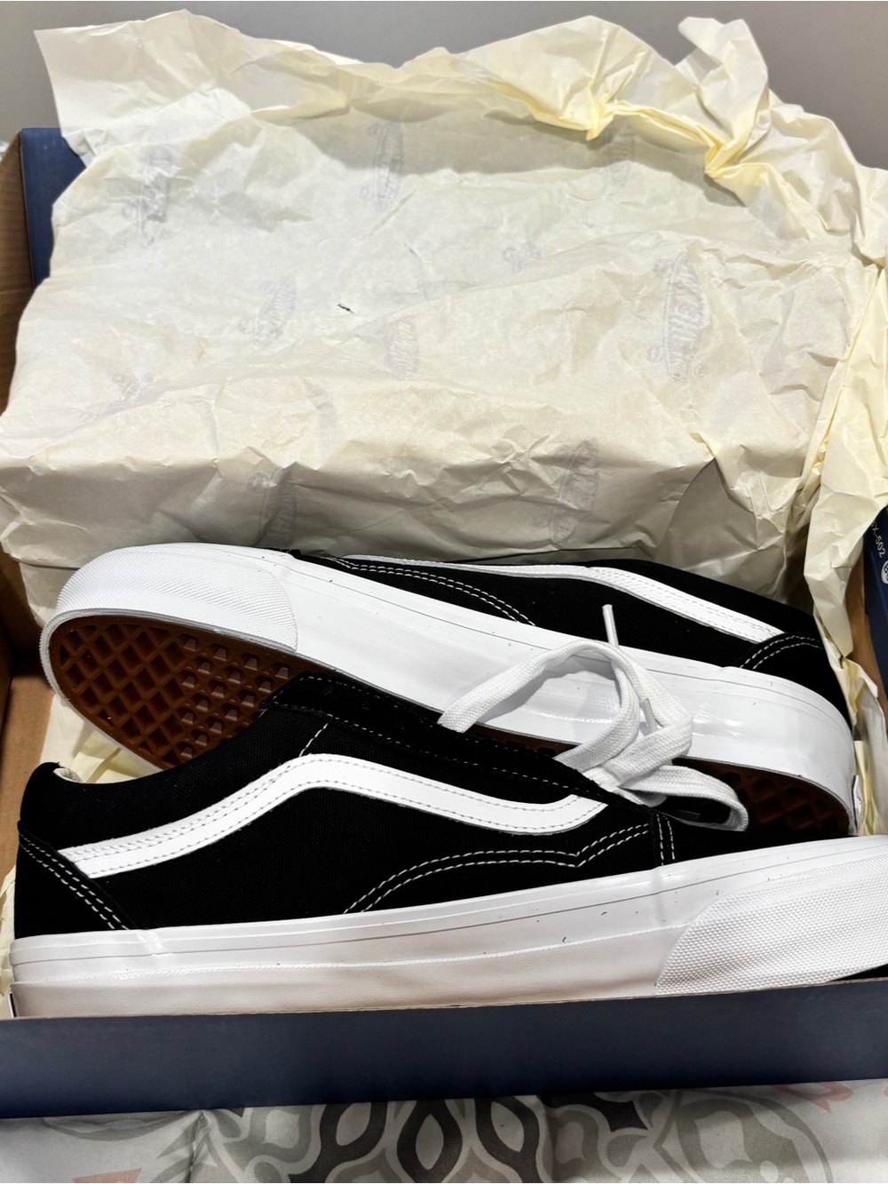Vans Classic Black & White Low-Top Skate Sneakers